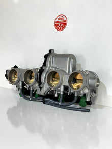 2023 2017-2025 SUZUKI GSXR1000 OEM THROTTLE BODY BODIES MAIN FUEL INJECTOR RAIL