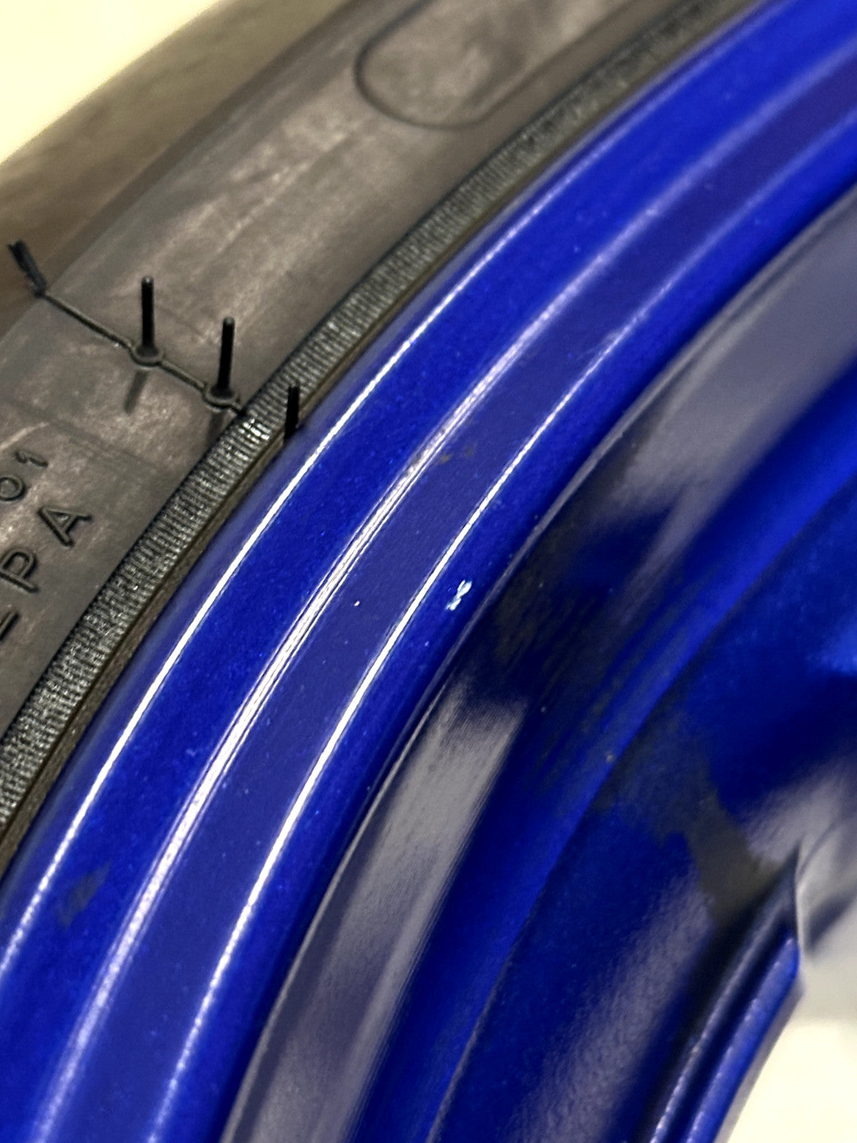 2022-2025 YAMAHA YZF R7 OEM FRONT WHEEL RIM & TIRE ASSEMBLY BLUE