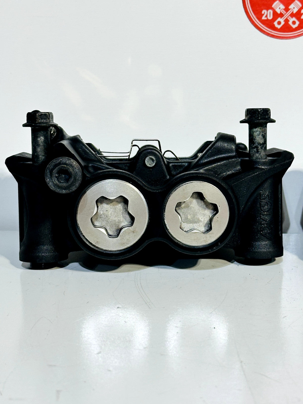 2022-2025 YAMAHA YZF R7 OEM LEFT & RIGHT FRONT BRAKE CALIPER SET W/ HARDWARE