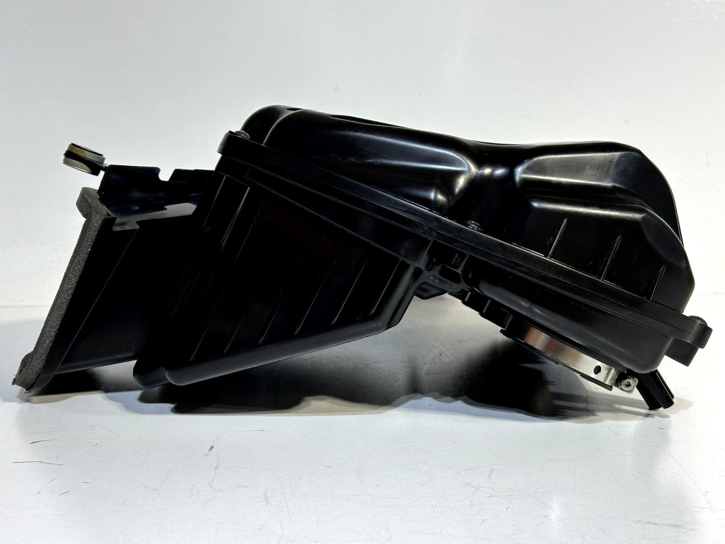 2024-2026 KAWASAKI NINJA ZX6R OEM AIR BOX INTAKE AIR FILTER HOUSING AIRBOX