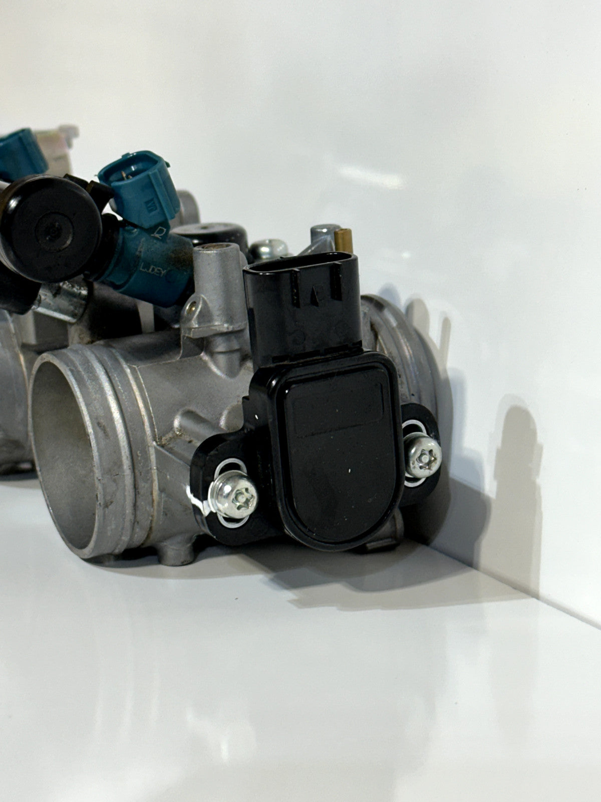 2022-2025 YAMAHA YZF R7 THROTTLE BODY BODIES FUEL INJECTOR INJECTION ASSEMBLY