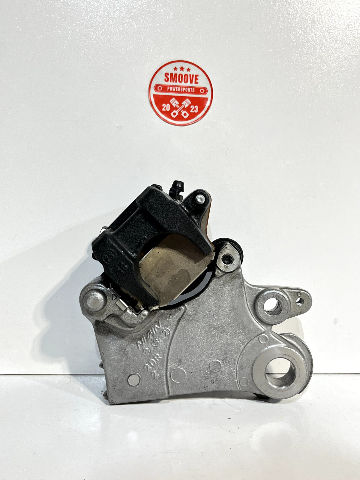 2022-2023 YAMAHA YZF R7 YZFR7 OEM REAR BACK BRAKE CALIPER & PADS W MOUNT BRACKET