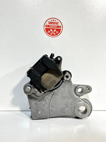 2022-2023 YAMAHA YZF R7 YZFR7 OEM REAR BACK BRAKE CALIPER & PADS W MOUNT BRACKET