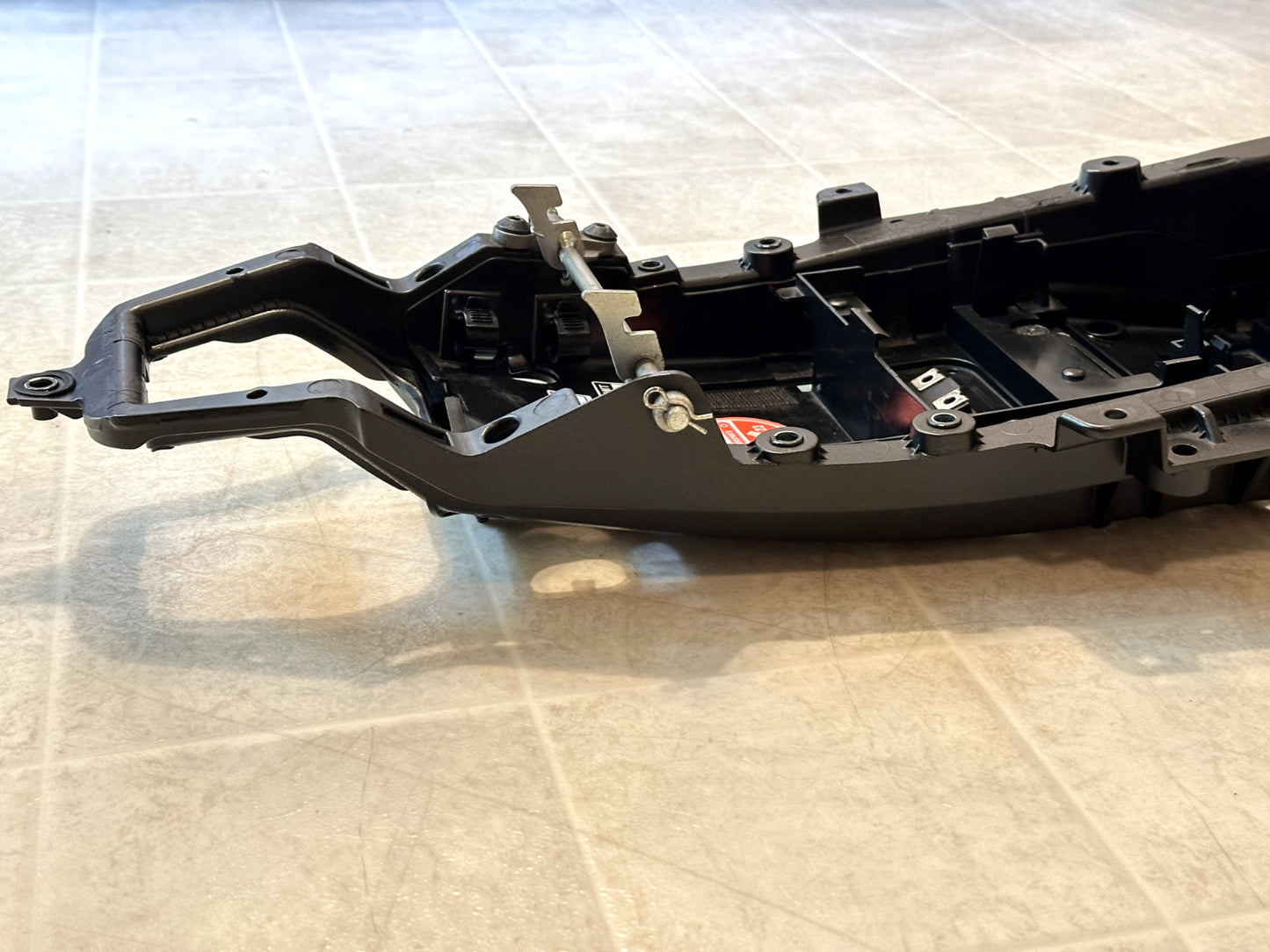2008-2016 YAMAHA YZF R6 OEM SUBFRAME REAR BACK TAIL SUB FRAME ASSEMBLY STRAIGHT