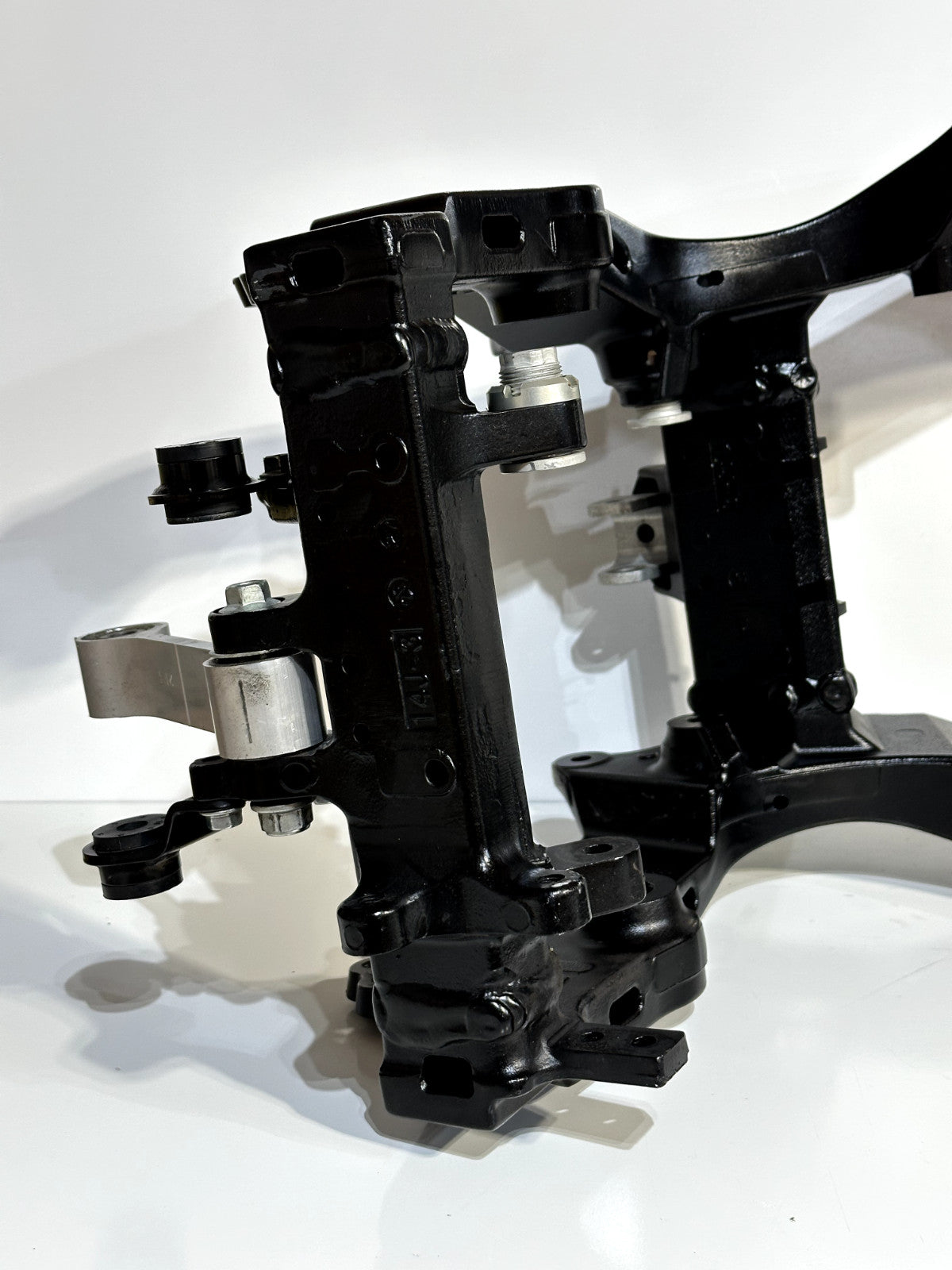 (2023) 2011-2026 SUZUKI GSXR750 GSXR 750 OEM MAIN FRAME CHASSIS MINT *SALVAGE*