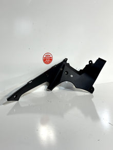 2020-2025 YAMAHA YZF R1 OEM RIGHT SIDE INNER FRONT LOWER UNDER TRIM B3L-2836L