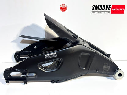 2020-2026 YAMAHA YZF R1 OEM SWINGARM REAR BACK SUSPENSION SWING ARM