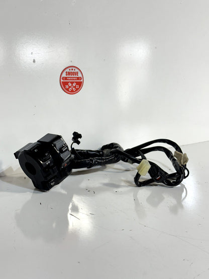 2020-2024 YAMAHA YZF R1 R1M OEM LEFT BAR CONTROL HEADLIGHT HORN SIGNAL SWITCH