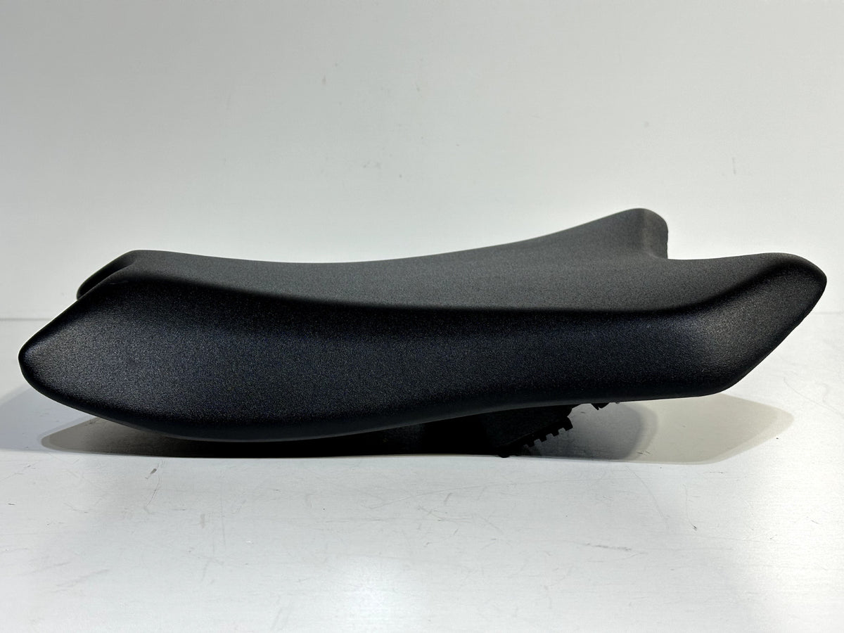 2024-2026 KAWASAKI NINJA ZX6R OEM FRONT DRIVER RIDER SEAT SADDLE PILLION