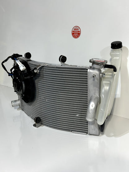 2021-2025 KAWASAKI NINJA ZX10R ZX 10 OEM ENGINE RADIATOR MOTOR COOLER W/ FAN