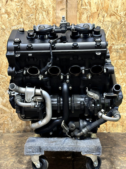 2020-2026 YAMAHA YZF R1 R1M OEM COMPLETE ENGINE MOTOR ASSEMBLY STRONG RUNNER 2K MILES