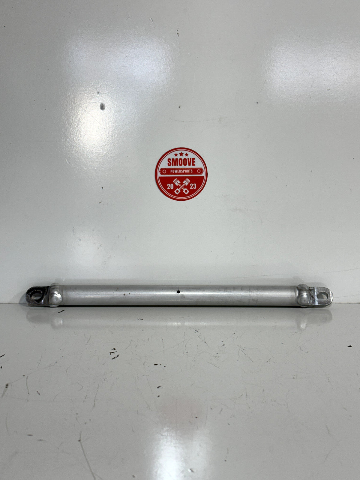 2015-2019 YAMAHA YZF R1 GAS FUEL TANK BRACKET RESERVOIR FRAME CROSS BAR STRAIGHT