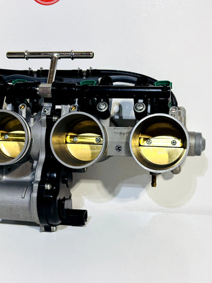 2024-2025 KAWASAKI NINJA ZX10R OEM THROTTLE BODY BODIES + INJECTORS & FUEL LINES