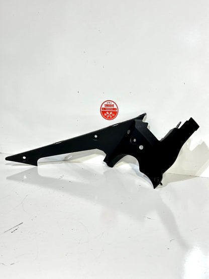 2020-2025 YAMAHA YZF R1 OEM RIGHT SIDE INNER FRONT LOWER UNDER TRIM B3L-2836L