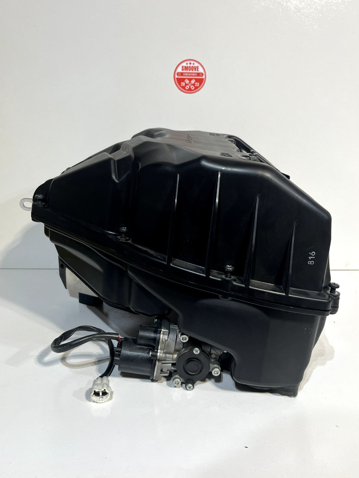 2015-2019 YAMAHA YZF R1 OEM AIRBOX AIR INTAKE BOX TOP RAIL FUEL INJECTORS