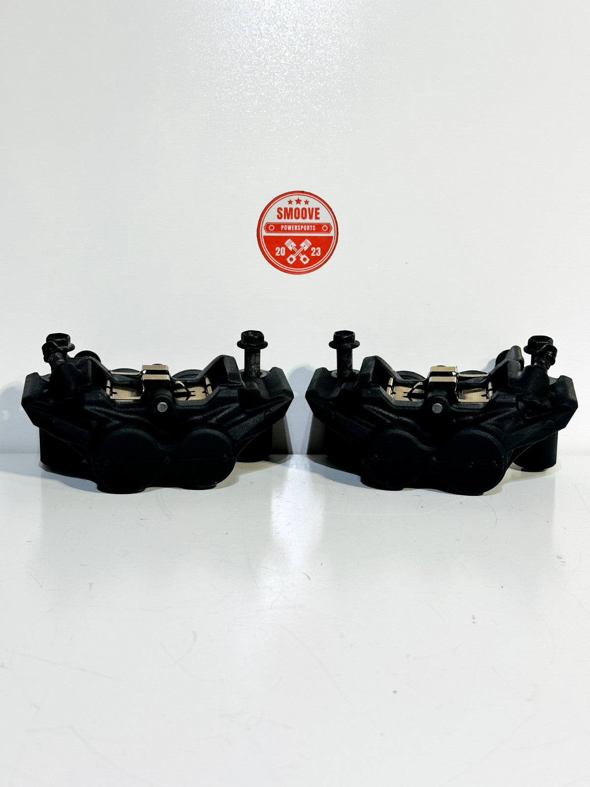 2022-2025 YAMAHA YZF R7 OEM LEFT & RIGHT FRONT BRAKE CALIPER SET W/ HARDWARE