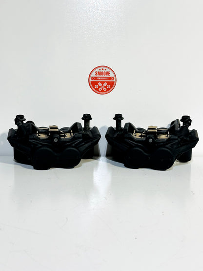 2022-2025 YAMAHA YZF R7 OEM LEFT & RIGHT FRONT BRAKE CALIPER SET W/ HARDWARE