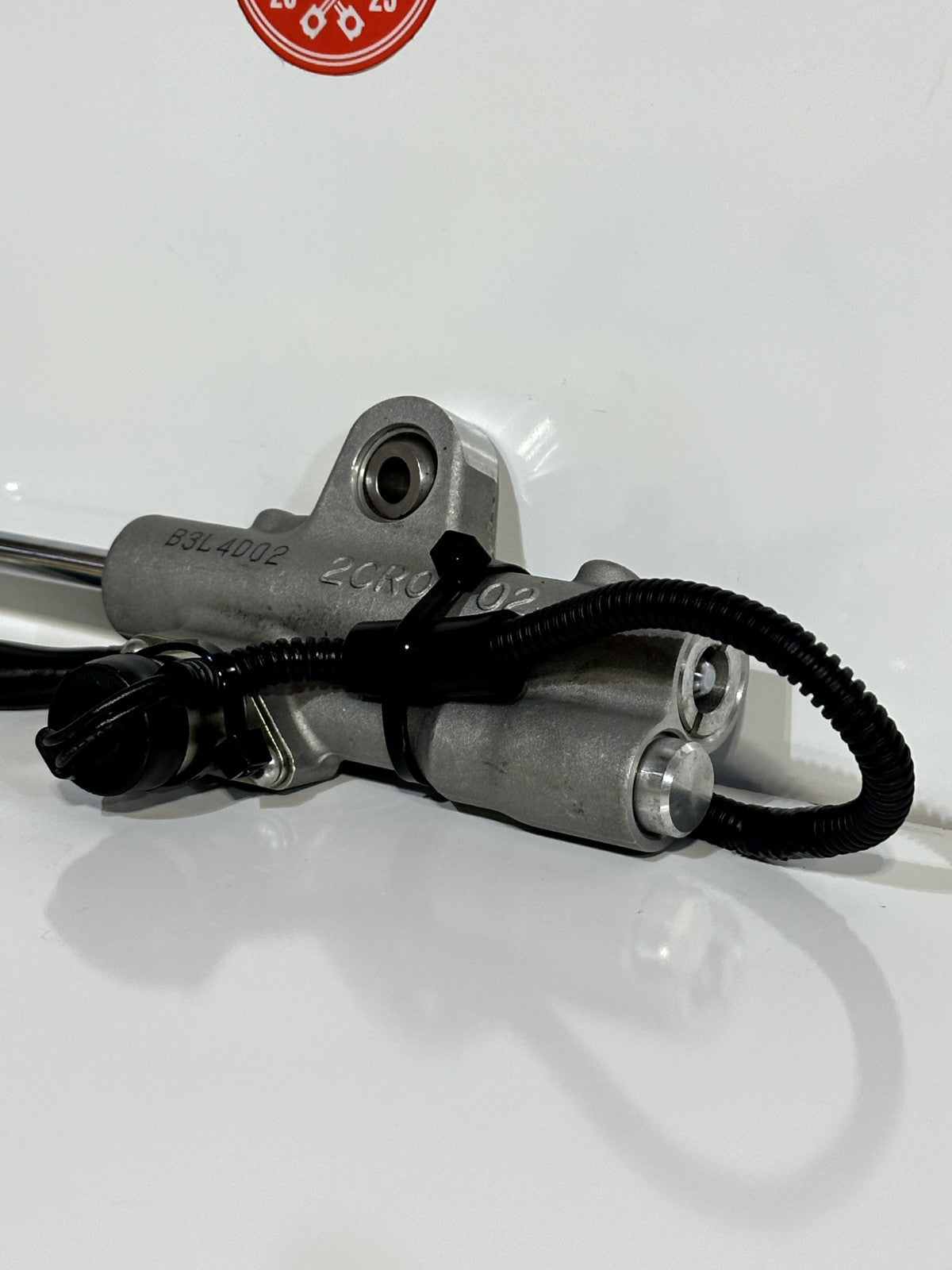 2020-2024 YAMAHA YZF-R1 YZF R1 OEM STEERING DAMPER STABILIZER ASSEMBLY