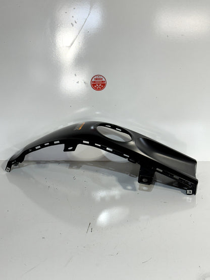 2022-2025 YAMAHA YZF R7 OEM GAS TANK CAP COVER TRIM MIDDLE PANEL COWL FAIRING