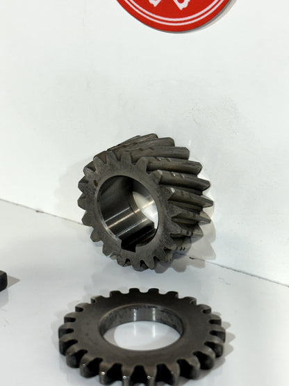 2000-2004 OEM YAMAHA TTR125 TTR 125 L ENGINE PRIMARY DRIVE & OIL PUMP GEAR SET