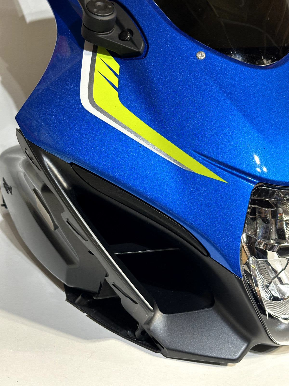2020 2017-2025 SUZUKI GSXR1000 OEM FRONT HEADLIGHT W/ COWLING & WINDSHIELD BLUE
