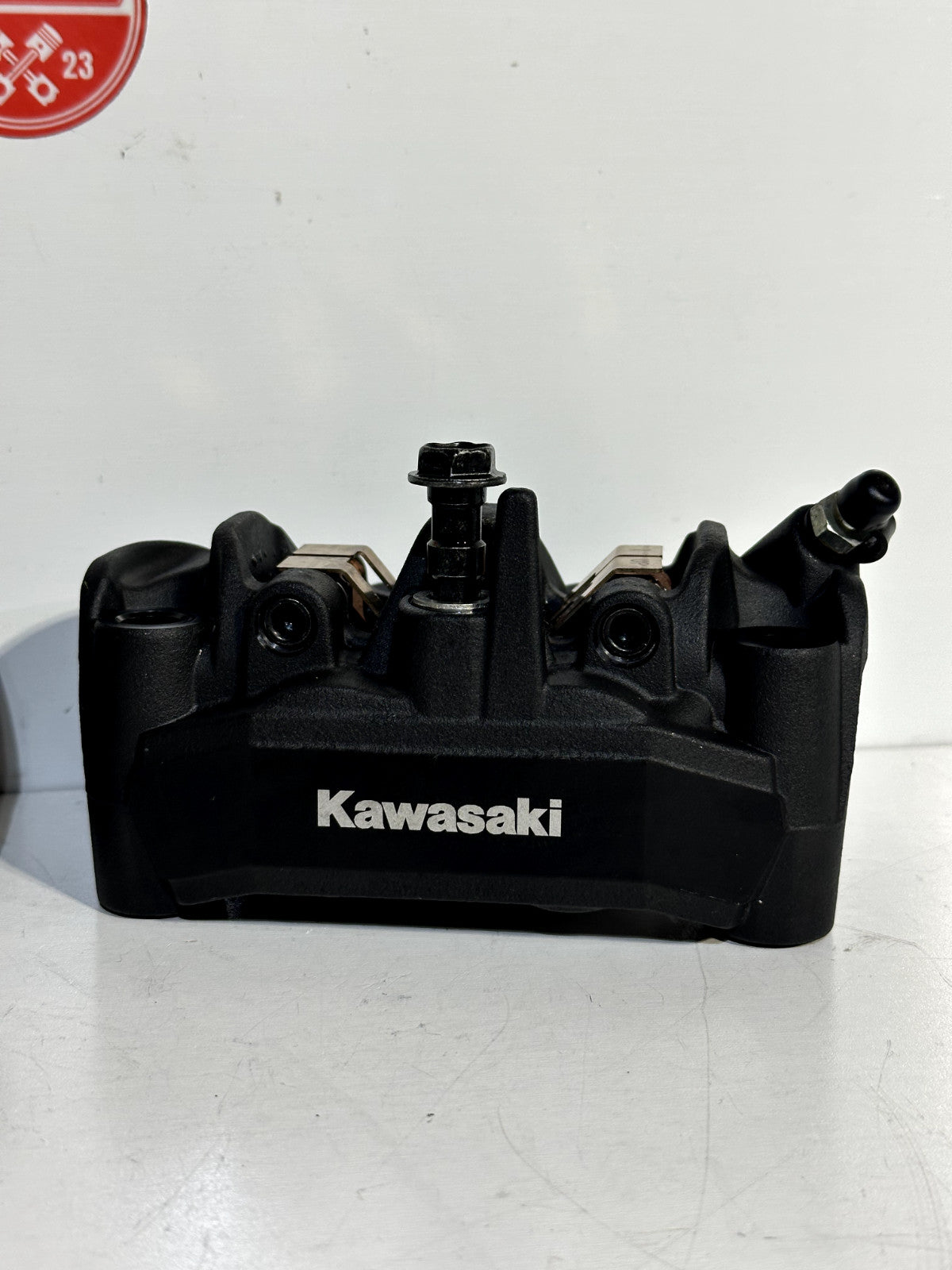 2023-2026 KAWASAKI NINJA ZX4RR OEM RIGHT LEFT FRONT BRAKE CALIPER SET W/ PADS