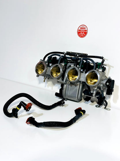 2024-2025 KAWASAKI NINJA ZX10R OEM THROTTLE BODY BODIES + INJECTORS & FUEL LINES