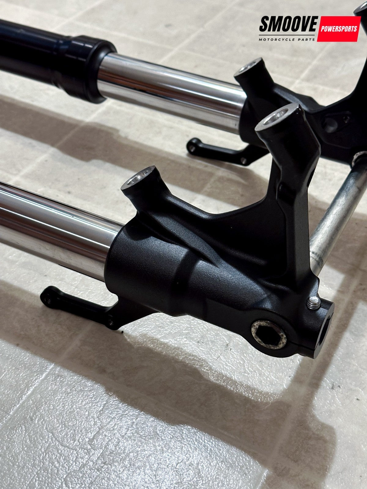 2017-2020 YAMAHA MT-09 MT09 OEM FRONT FORKS SUSPENSION FORK & TRIPLE TREE + AXLE