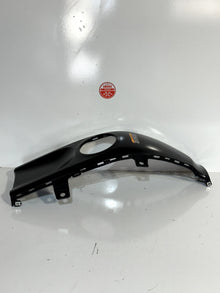 2022-2025 YAMAHA YZF R7 OEM GAS TANK CAP COVER TRIM MIDDLE PANEL COWL FAIRING