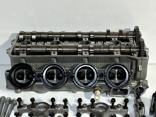 2021-2024 KAWASAKI NINJA ZX10R OEM CYLINDER HEAD TOP END W/ CAM SHAFTS & VALVES