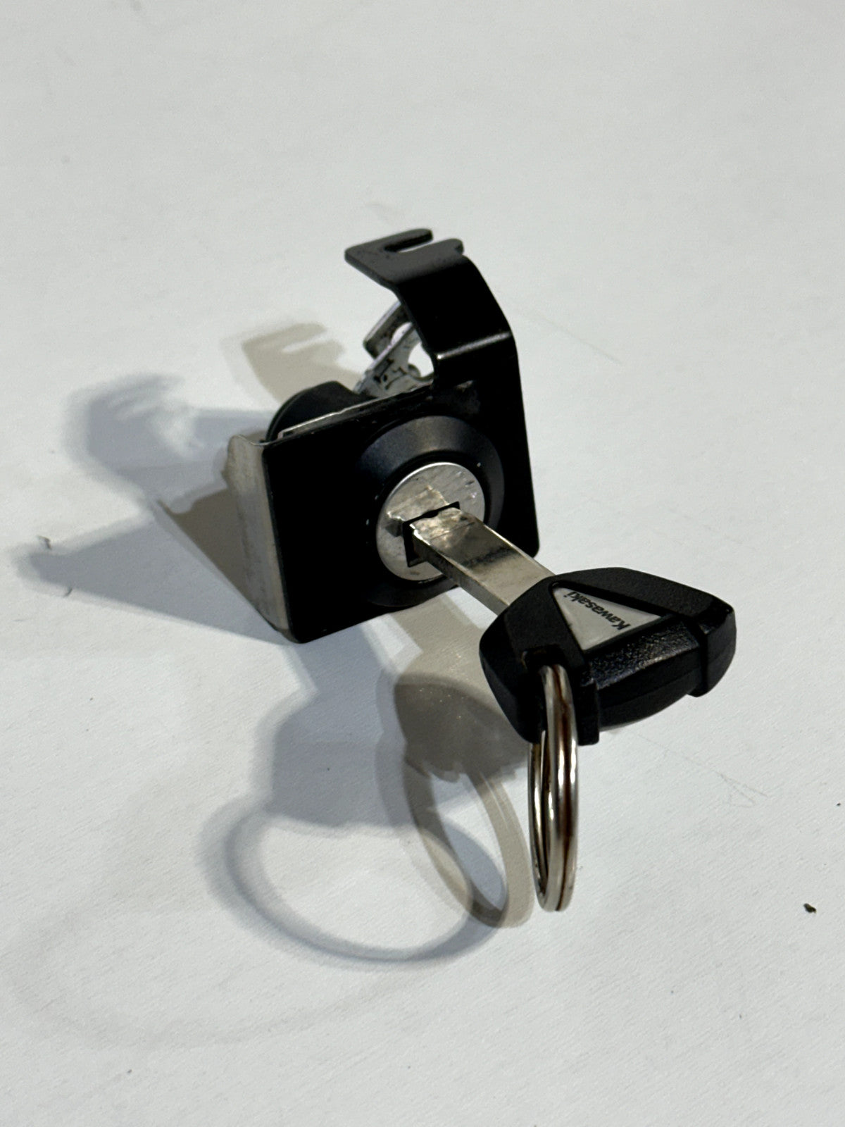 2021-2025 KAWASAKI NINJA ZX10R OEM IGNITION TANK & SEAT LOCK SET W/ TRIPLE TREE