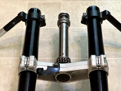 2019-2026 KAWASAKI NINJA ZX6R FRONT FORKS FORK SHOCK SUSPENSION W/ CLIP ON SET
