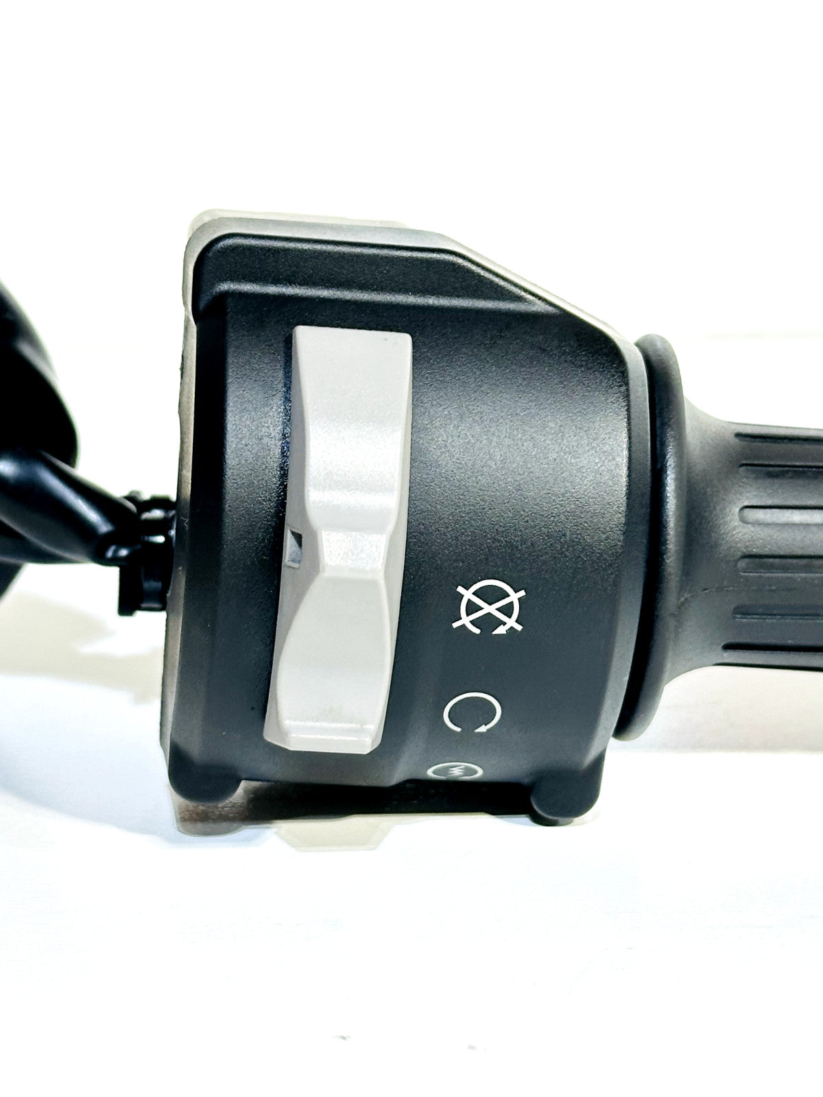 2021-2025 KAWASAKI NINJA ZX10R OEM THROTTLE GRIP HOUSING CONTROL RIDE BY WIRE