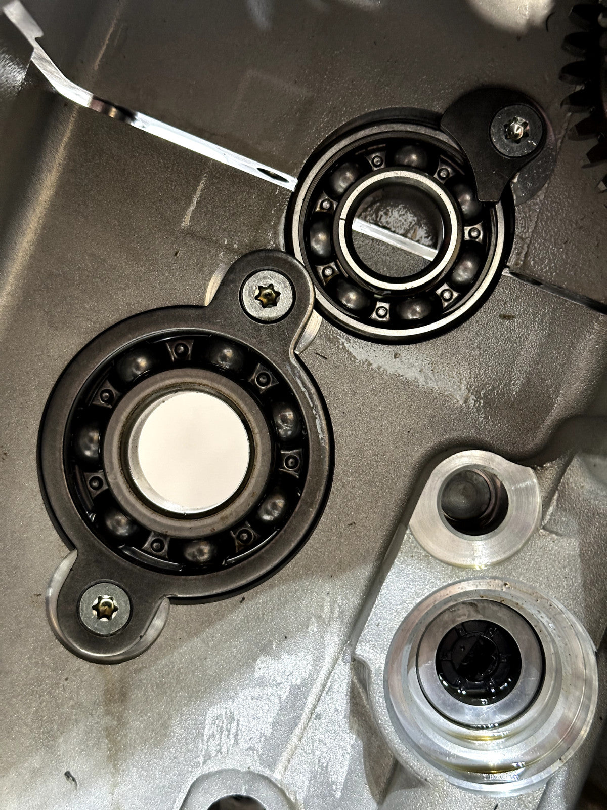 2021-2023 KAWASAKI NINJA ZX10R OEM UPPER LOWER ENGINE MOTOR BLOCK CRANK CASE SET