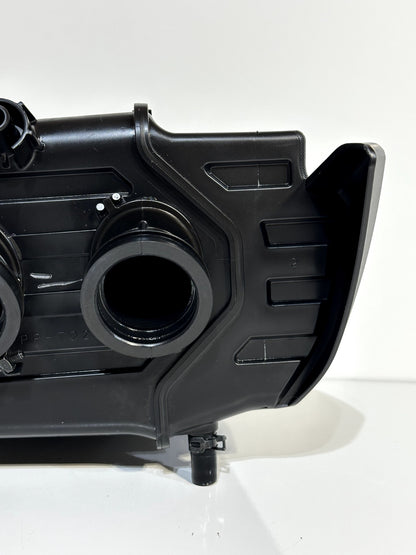 2022-2025 YAMAHA YZF R7 OEM AIR INTAKE FILTER CLEANER BOX AIRBOX ASSEMBLY