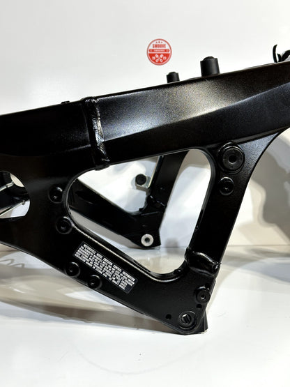 (2023) 2011-2026 SUZUKI GSXR750 GSXR 750 OEM MAIN FRAME CHASSIS MINT *SALVAGE*