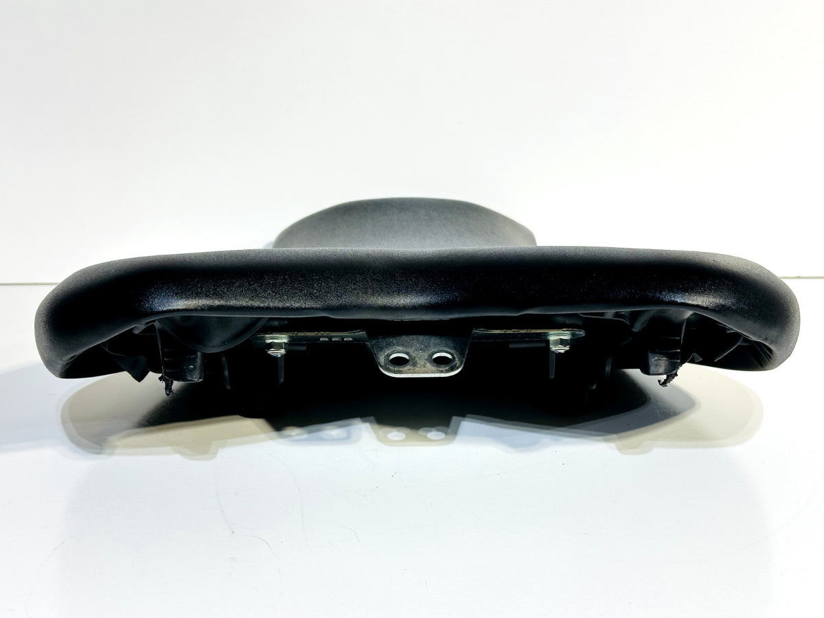 2022-2025 YAMAHA YZF R7 OEM FRONT DRIVER RIDER SEAT PAD PILON ASSEMBLY