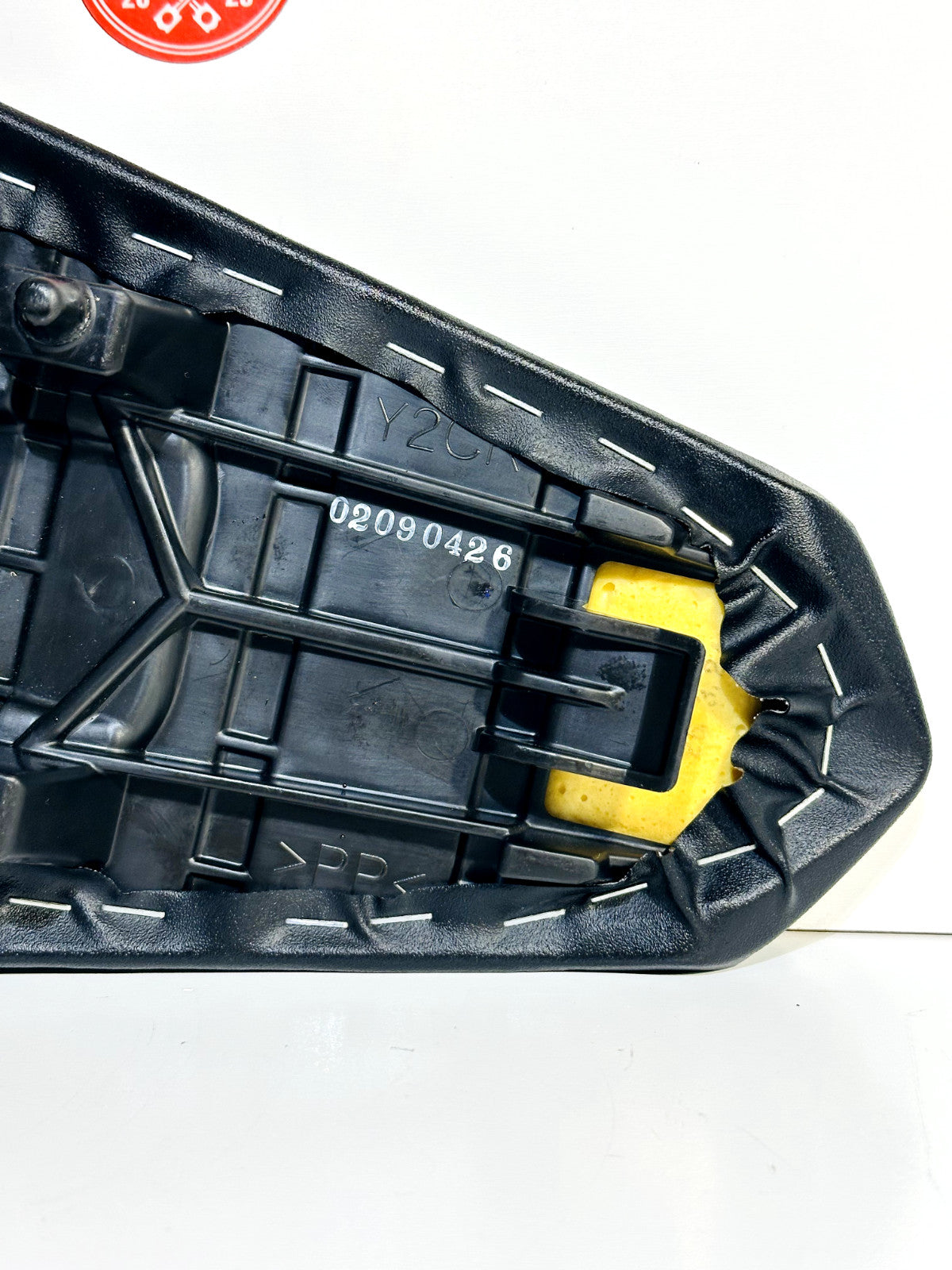 2020-2026 YAMAHA YZF R1 OEM REAR BACK PASSENGER SEAT PAD SADDLE PILLION
