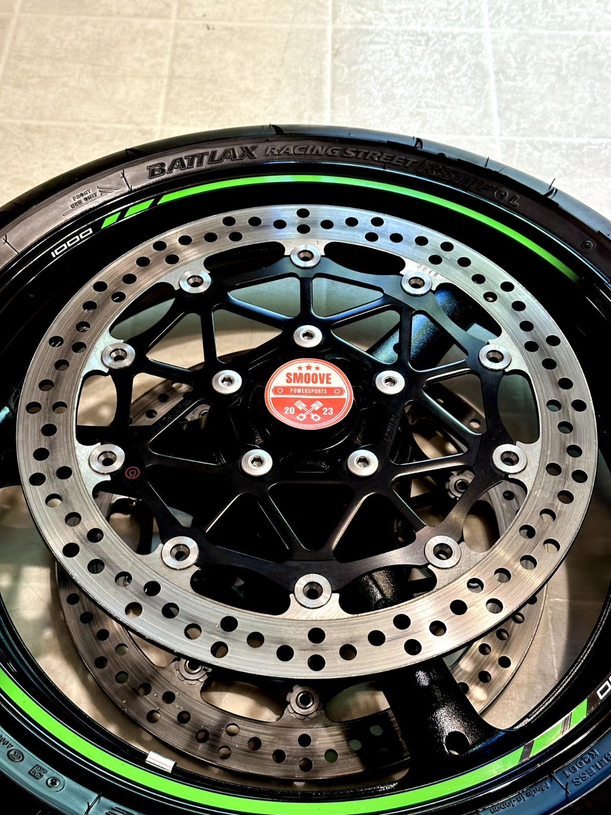 2021-2025 KAWASAKI NINJA ZX10R OEM FRONT WHEEL RIM ROTORS TIRE ASSEMBLY BLACK