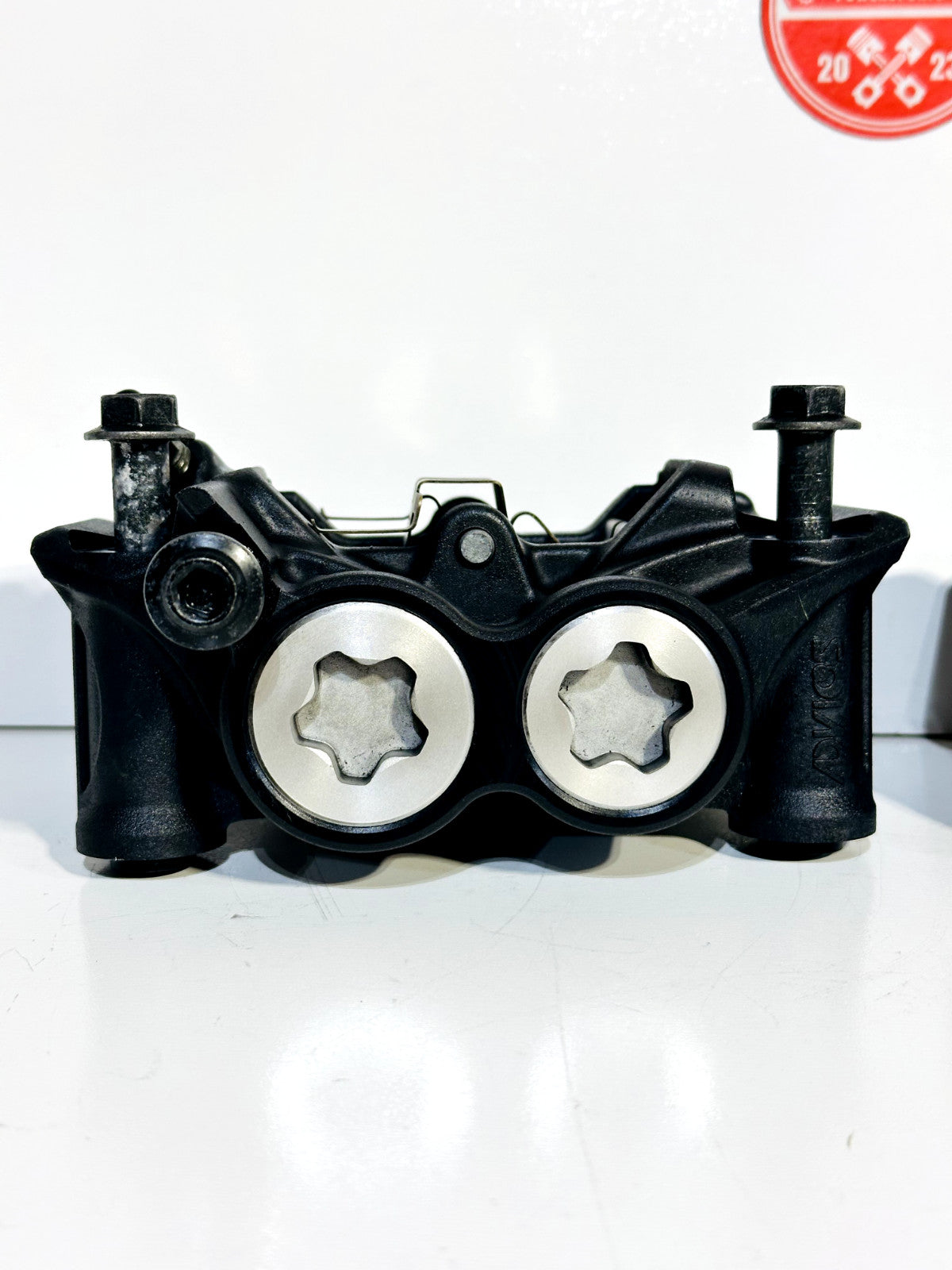 2022-2025 YAMAHA YZF R7 OEM LEFT & RIGHT FRONT BRAKE CALIPER SET W/ HARDWARE