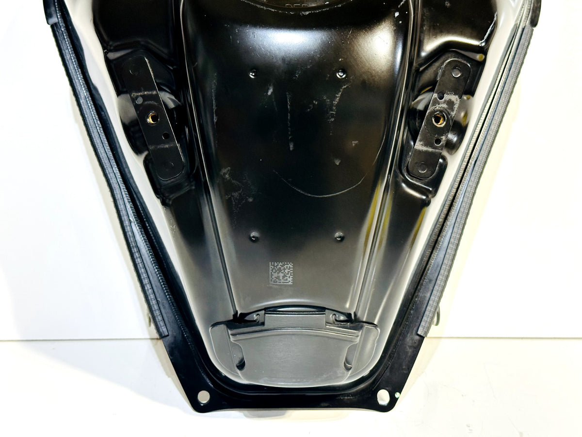 2022-2025 YAMAHA YZF R7 OEM GAS TANK FUEL CELL PETROL RESERVOIR BEB-24110