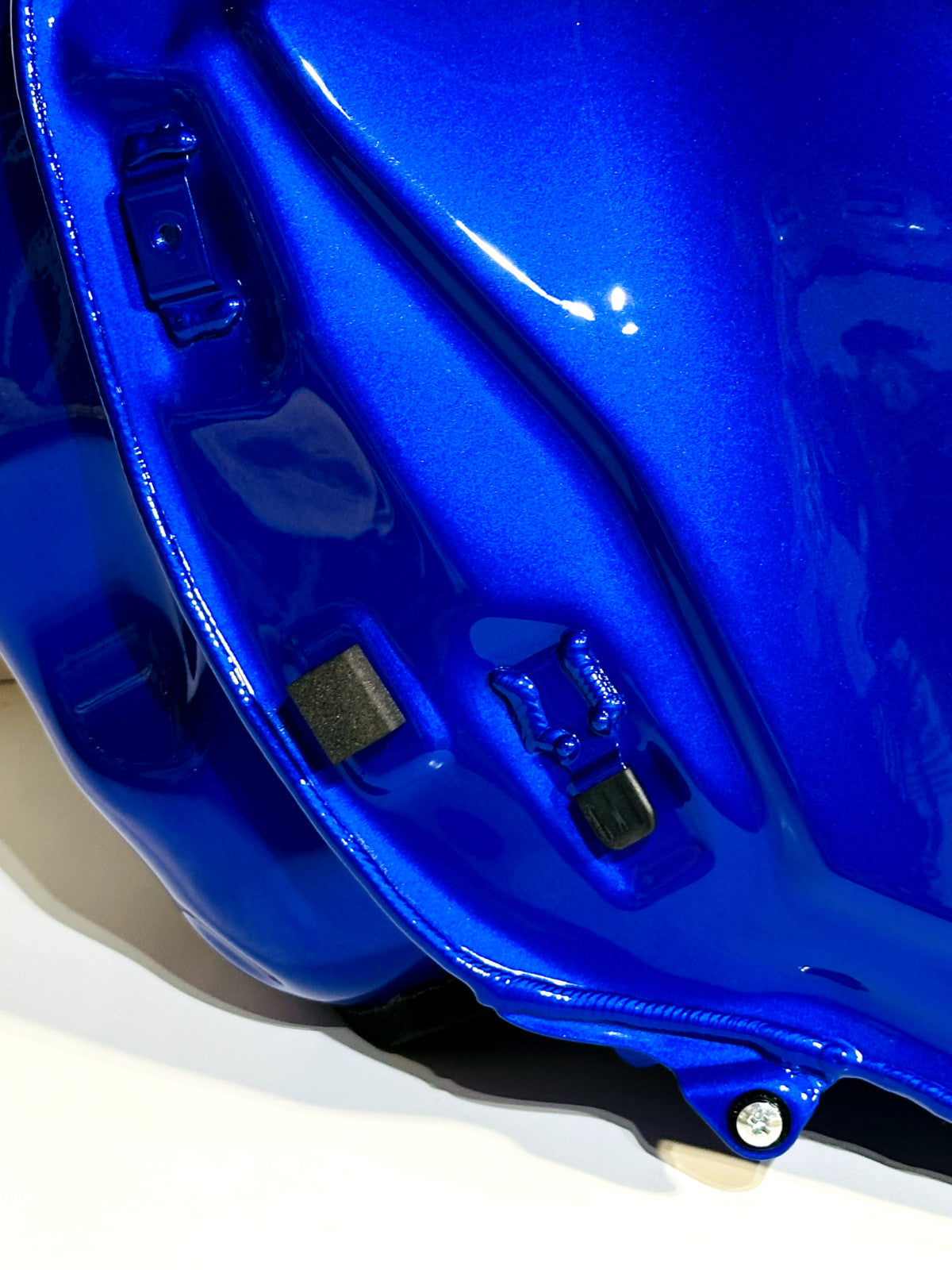 2020-2026 YAMAHA YZF R1 OEM GAS FUEL TANK CELL PETROL RESERVOIR BLUE NO DENTS✅