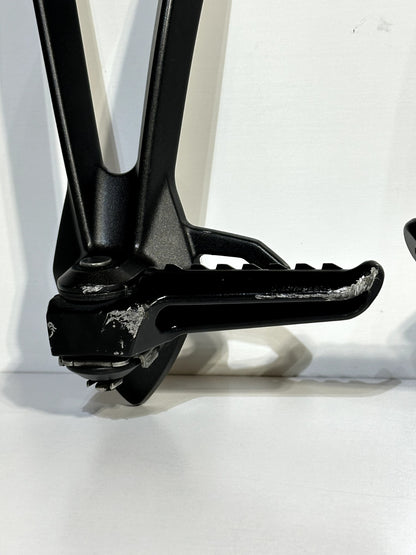 2019-2026 KAWASAKI NINJA ZX6R ZX636 OEM REAR BACK PASSENGER FOOT PEG REAR SET