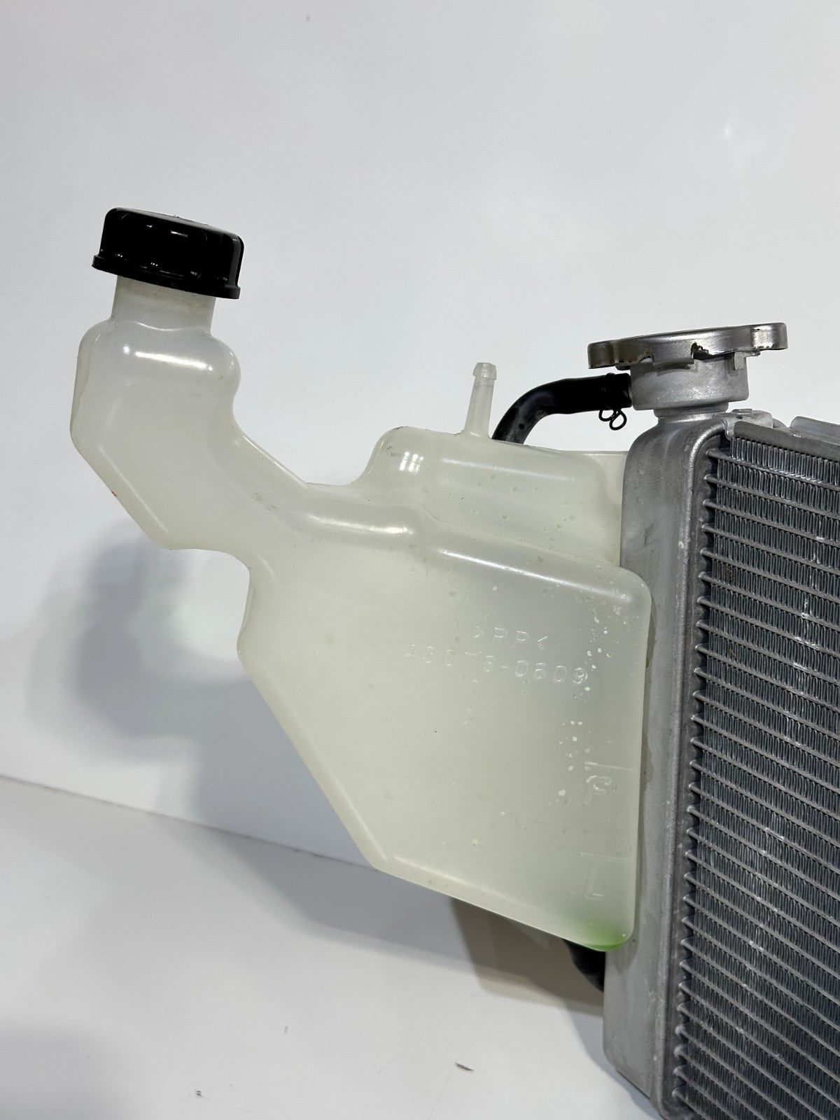 2021-2025 KAWASAKI NINJA ZX10R ZX 10 OEM ENGINE RADIATOR MOTOR COOLER W/ FAN ✅