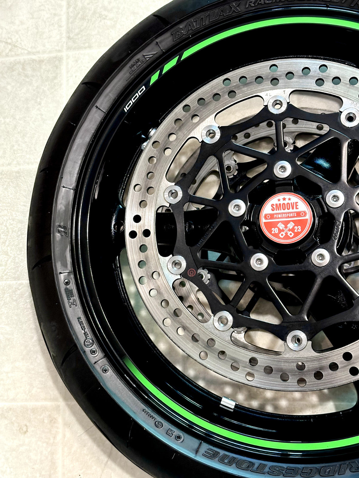 2021-2025 KAWASAKI NINJA ZX10R OEM FRONT WHEEL RIM ROTORS TIRE ASSEMBLY BLACK