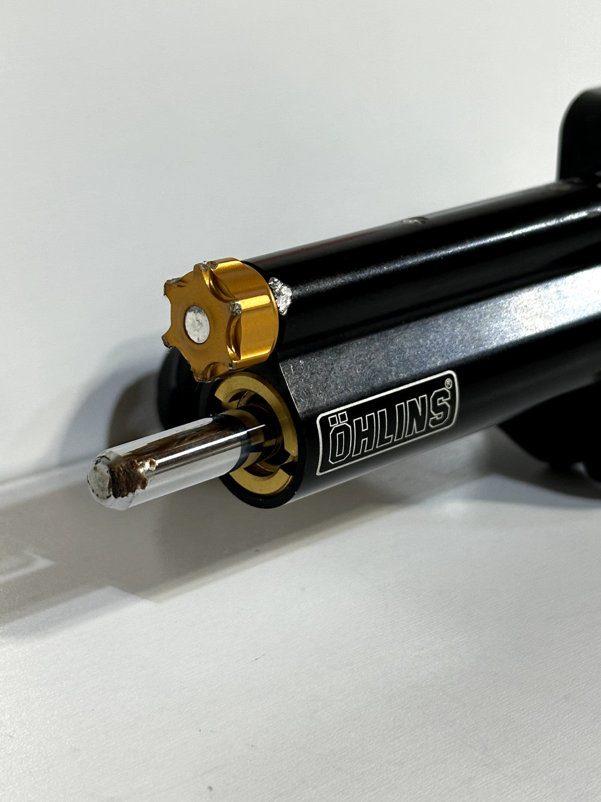 2019-2026 KAWASAKI NINJA ZX6R OHLINS STEERING DAMPER ASSEMBLY W/ MOUNT