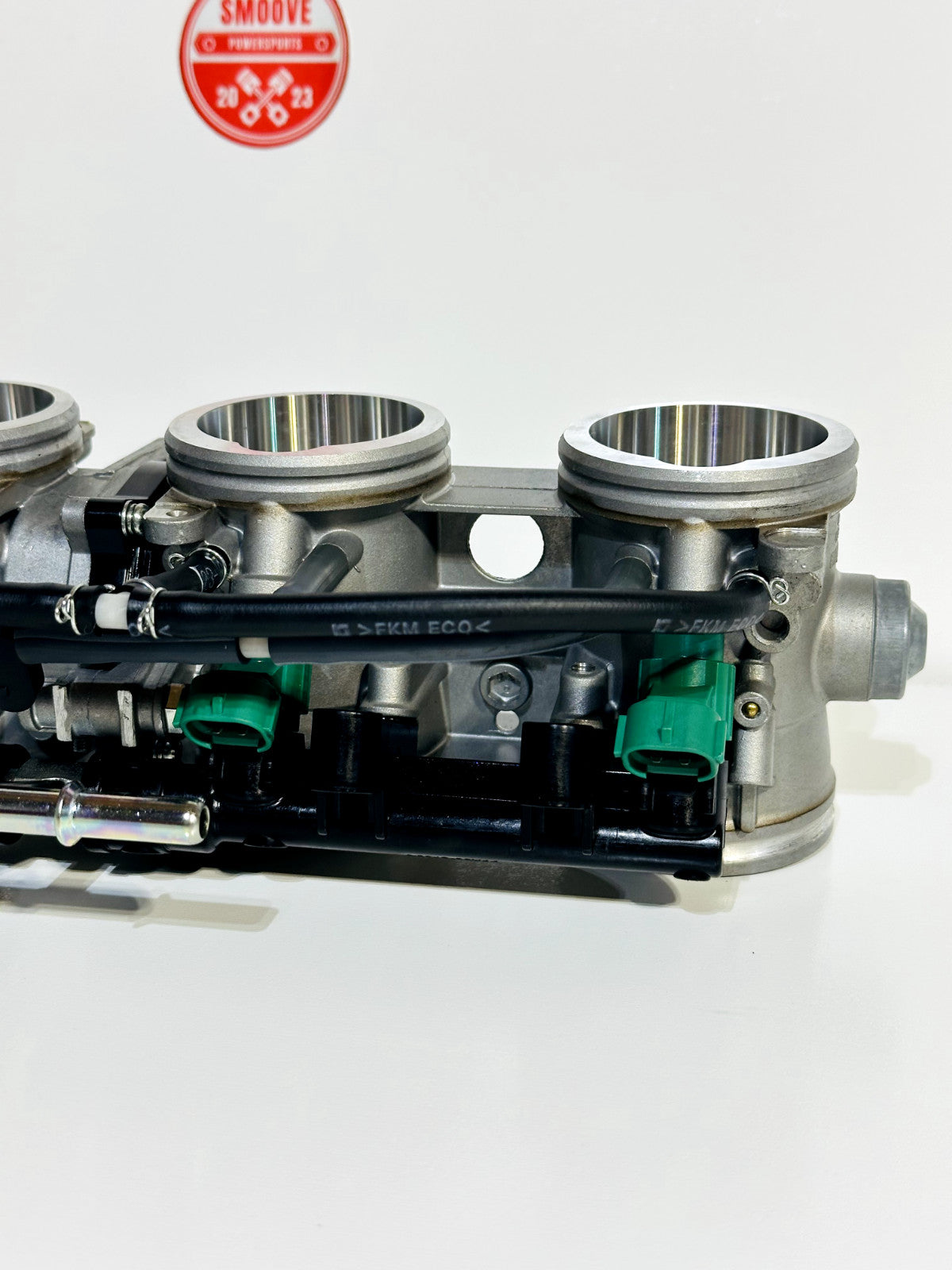2024-2025 KAWASAKI NINJA ZX10R OEM THROTTLE BODY BODIES + INJECTORS & FUEL LINES