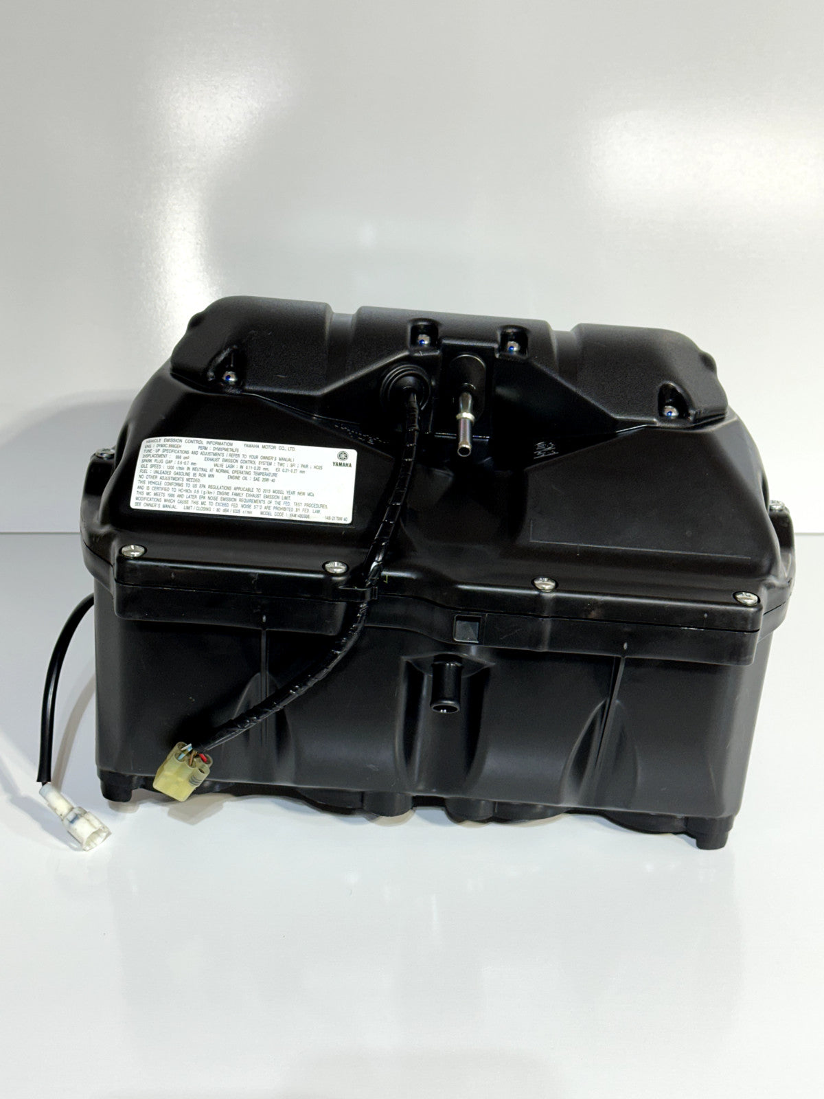 2009-2014 YAMAHA YZF R1 OEM AIR INTAKE FILTER BOX W/ TOP RAIL INJECTORS (MINT)