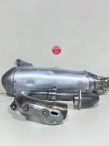 2014-2018 YAMAHA YZ250F YZ 250F OEM EXHAUST HEADER MID PIPE MUFFLER SILENCER