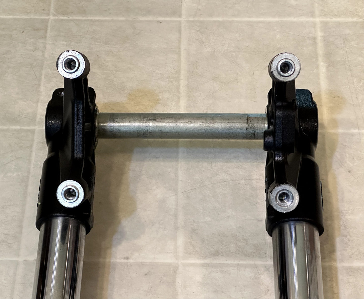 2019-2026 KAWASAKI NINJA ZX6R FRONT FORKS FORK SHOCK SUSPENSION W/ CLIP ON SET